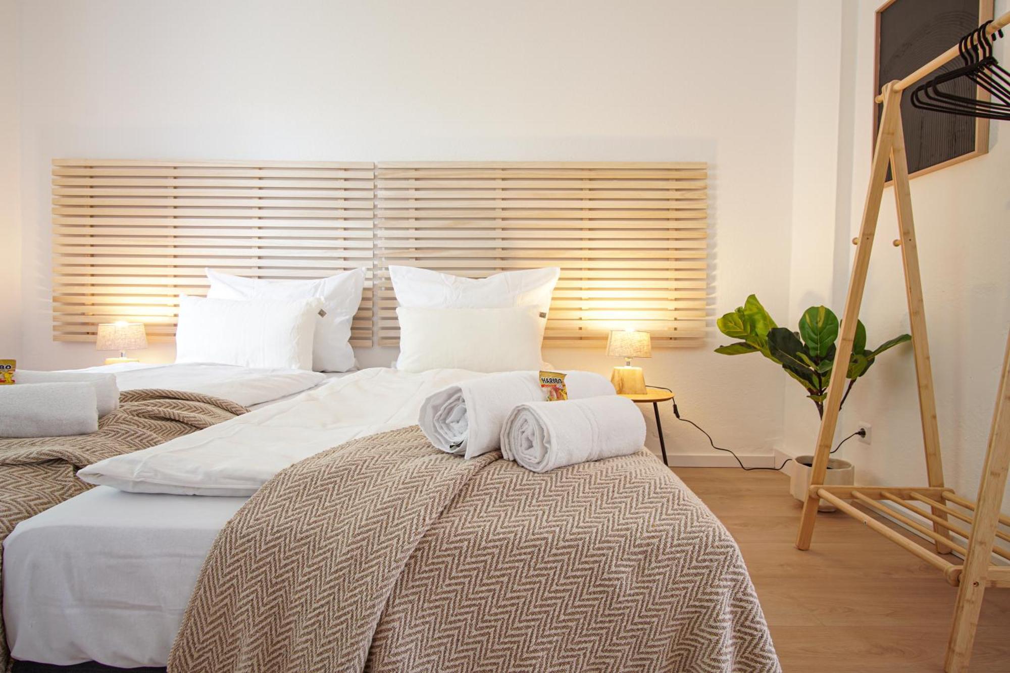 Homefy Balcony Apartment - Up To 4 People - Close To Fair - Free Parking Essen Eksteriør billede